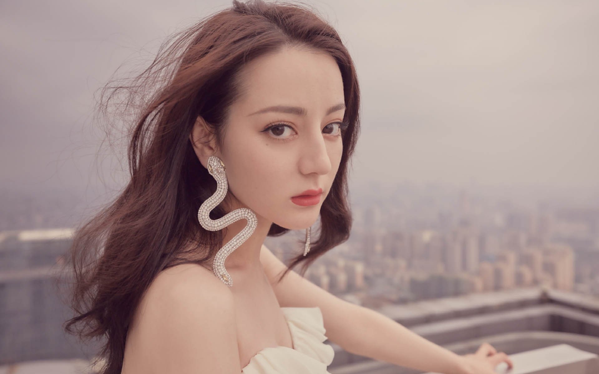 开云网页版-WRC赛道环境：如何适应不同地形？，wrc的赛道