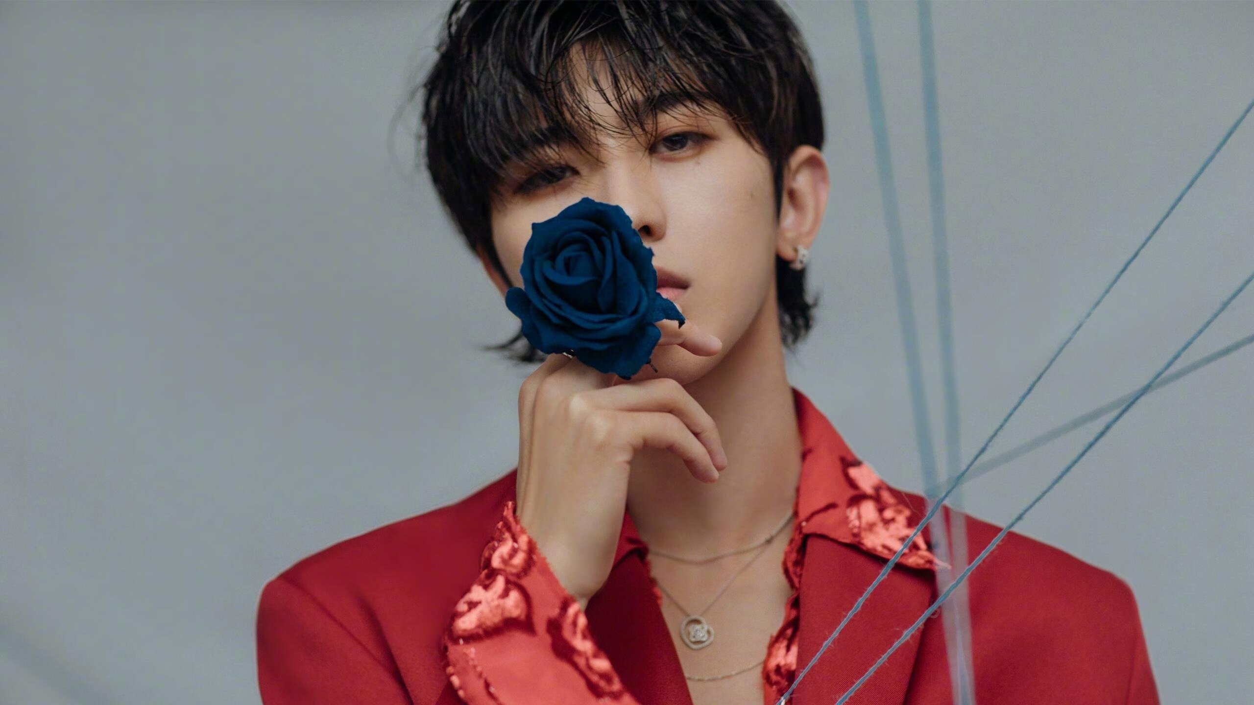 “青少年足球联赛激烈激战,涌现多位新星”,青少年足球大赛