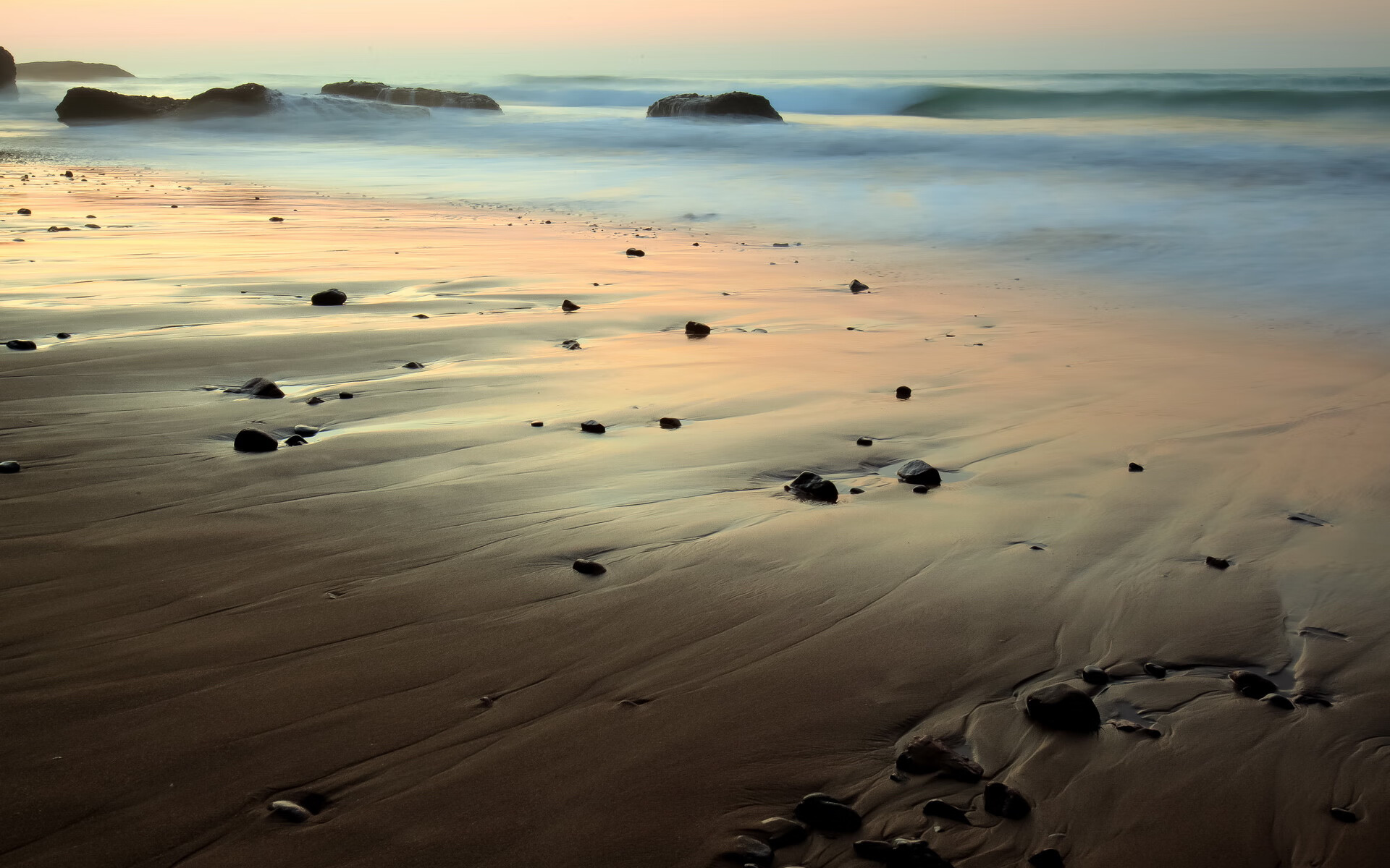 开云体育视频直播-多特蒙德主场失利，德甲领头羊之位不保，多特蒙德球赛